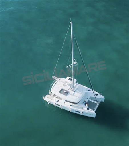 Lagoon 42