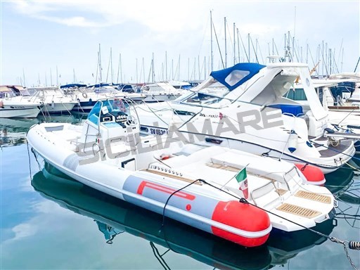 Pirelli Pzero P1000 Cabin