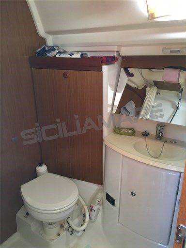 Sun Odyssey 42 DS  (13)