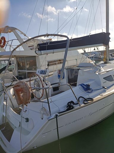 Sun Odyssey 32 Legend (8)