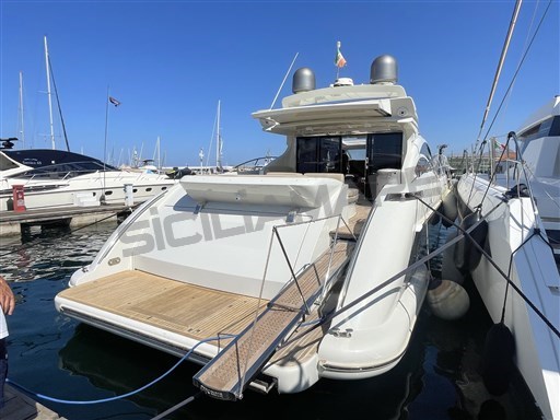 Azimut 68 S (2)