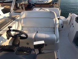 Regal 2665 Commodore (19)