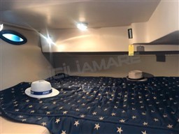 Regal 2665 Commodore (9)