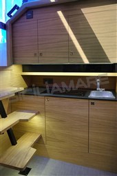 De Antonio Yachts_D34 Cruiser_08