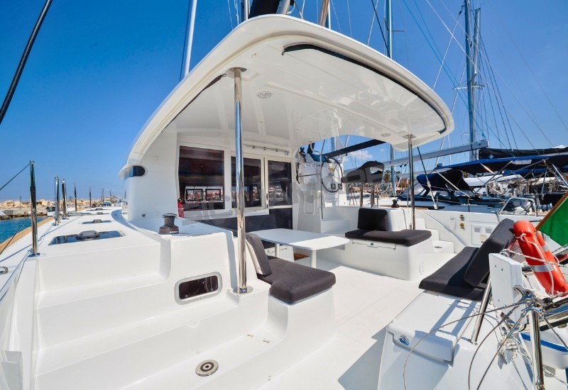 Lagoon 40 (5)
