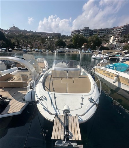 Cap Camarat 7.5 WA (1)