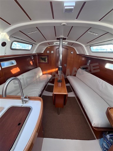 Beneteau Oceanis 311 Clipper (6)