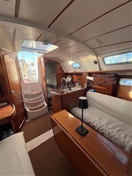 Beneteau Oceanis 311 Clipper (3)