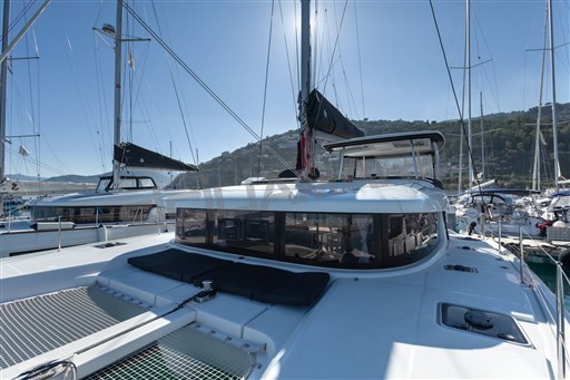 Lagoon 42 (1)