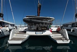 Lagoon 42 (2)