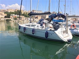 Sun Odyssey 35 (8)