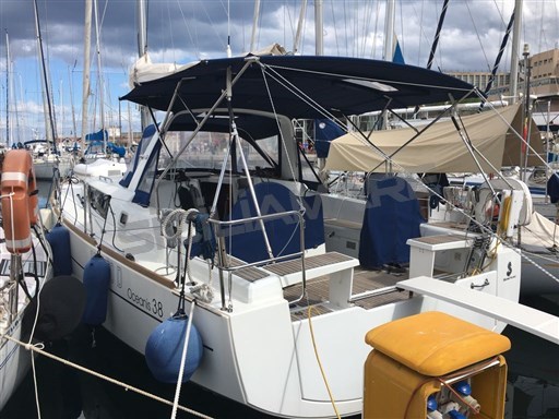 Oceanis 38 (33)