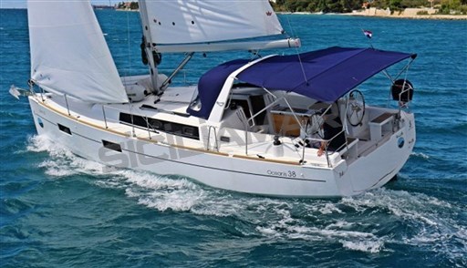 Oceanis 38 - Foto Catalogo (1)