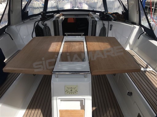 Oceanis 38 (32)