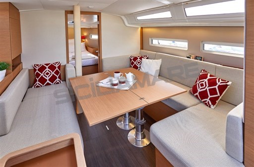 Jeanneau Sun Odyssey 410 (3)