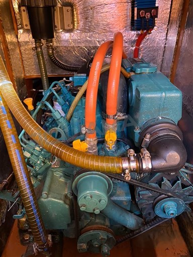 Bavaria 38 cruiser (4)