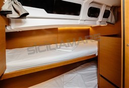 Sun Odyssey 490 (13)