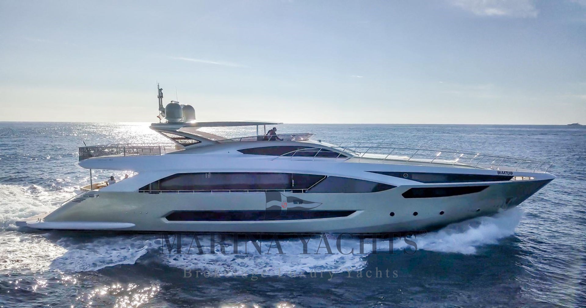 Marina Yacht - Amer 100