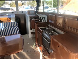 Beneteau Antares 10.80 - Marina Yachts 6