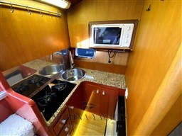 Mochi 40 HT - Marina Yachts (10).png