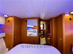 Mochi 40 HT - Marina Yachts (12).png
