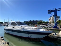 Mochi 40 HT - Marina Yachts (1).png