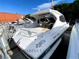 Mochi 40 HT - Marina Yachts (2).png