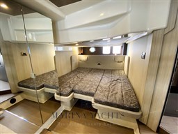 Cranchi M44 (2030) - Marina Yachts.png