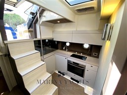 Cranchi M44 (2023) - Marina Yachts.png