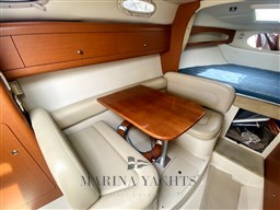 Chaparral Signature 270 - Marina Yachts (9) (Personalizzato).png