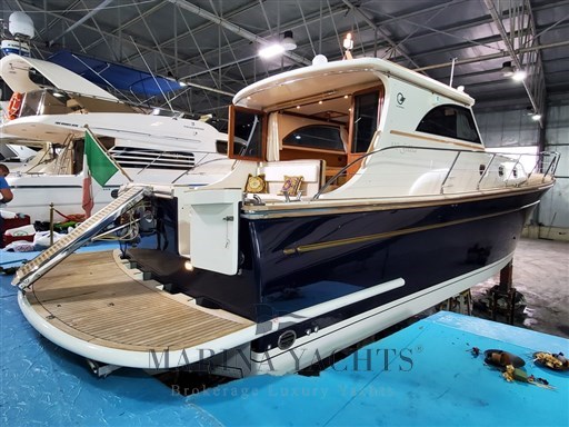 Cantieri Estensi Goldstar 440 - Marina Yachts 1