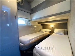 Mochi 44 Marina Yachts 1 (22).jpg