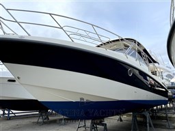 Cranchi Zaffiro 32 T-top  (2006) - Marina Yachts 35.png