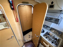 Cranchi Zaffiro 32 T-top  (2006) - Marina Yachts 19.png