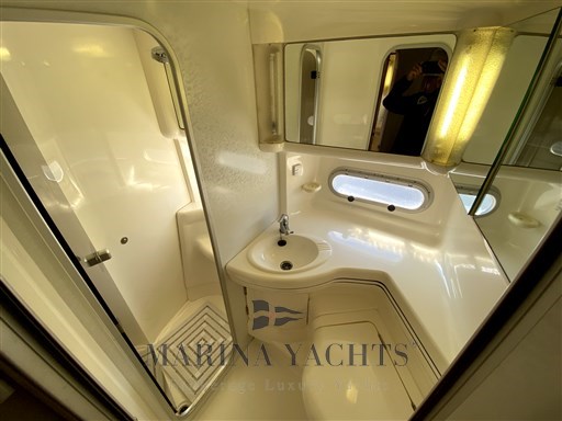 Sealine F44 - Marina Yachts (23).png