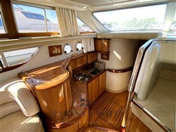 Sealine F44 - Marina Yachts  (17).png