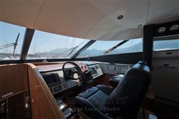 Fairline Squadron 74 (2006) - Marina Yachts 11a