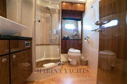Fairline Squadron 74 (2006) - Marina Yachts 19