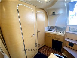 Cranchi Zaffiro 32 Open 2010 - Marina Yachts 1 (13).jpg