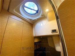 Cranchi Zaffiro 32 Open 2010 - Marina Yachts 1 (17).jpg