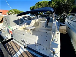 Cranchi Zaffiro 32 Open 2010 - Marina Yachts 1 (2).jpg