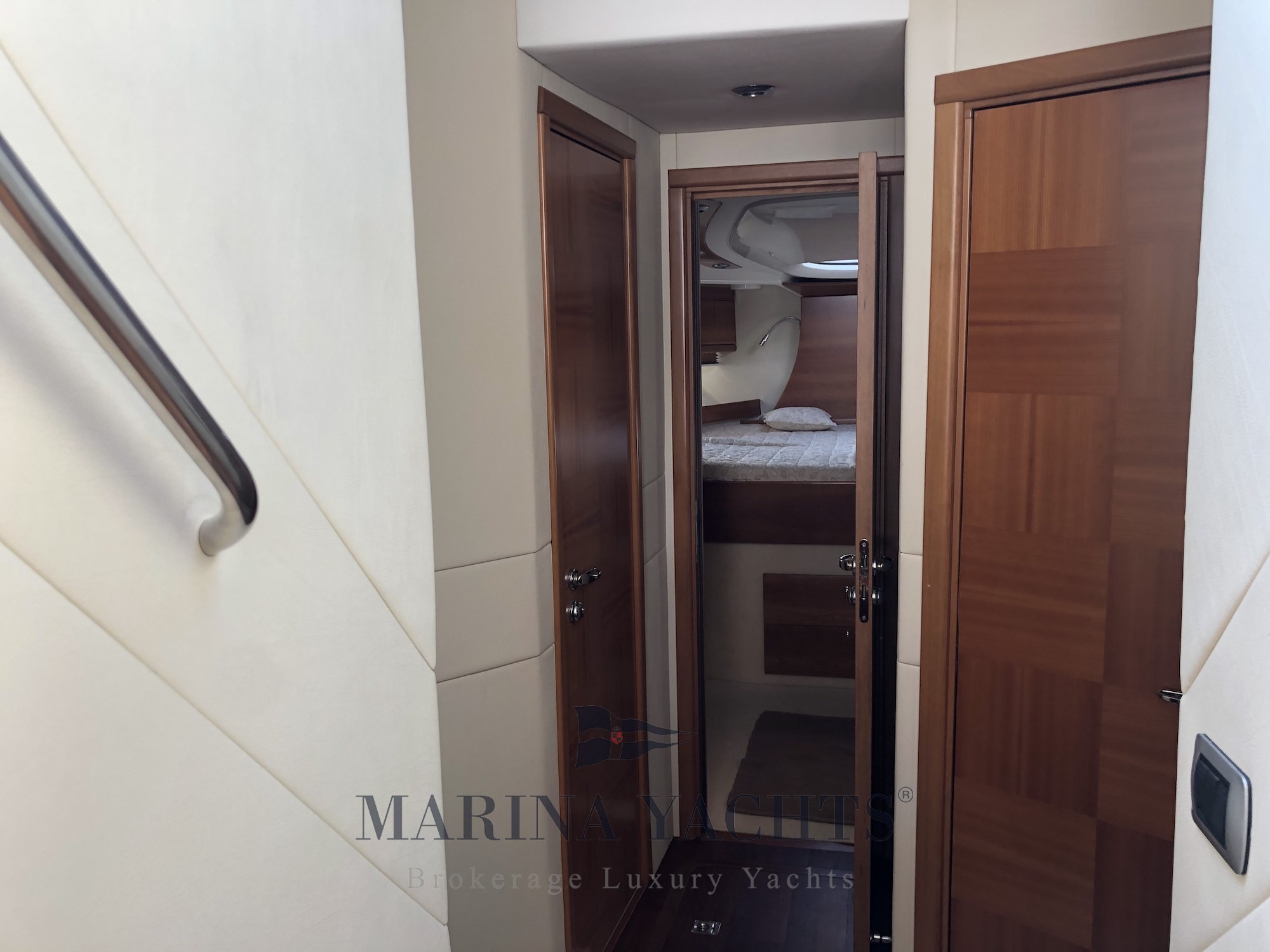 Alena 48 - Marina Yachts 35