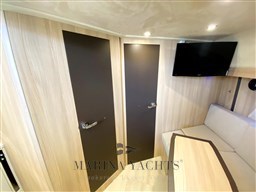 Cranchi M38 2016 - Marina Yachts (18).jpg