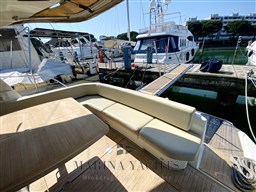 Cranchi M38 2016 - Marina Yachts (5).jpg
