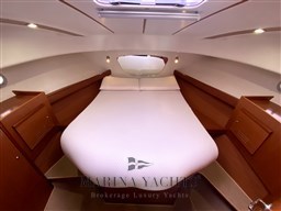 Beneteau Antares 10.80 - Marina Yachts (6)