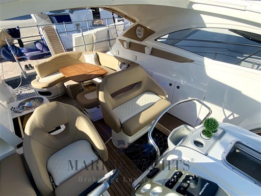 Beneteau Montecarlo 37 HT Bianco - 2010 - Marina Yachts (25).png