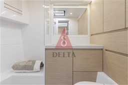 ICEYachts54_20cb_2329