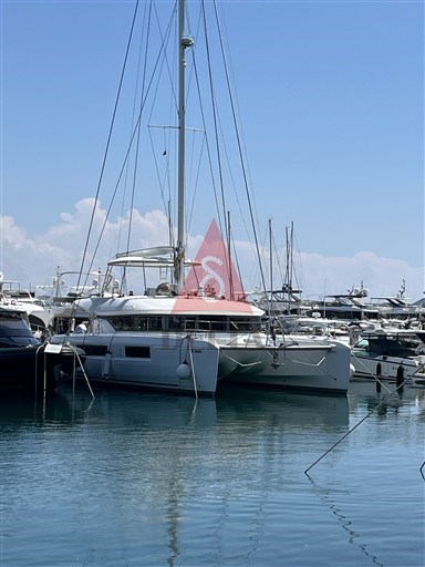 Lagoon 50