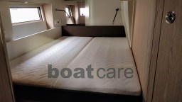 Oceanis Yacht 62 - aft cabin 2.jpg