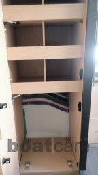 Oceanis Yacht 62 - washing machine space.jpg